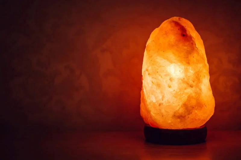 Salt Lamps with a LED Bulb for Energy - Saving and a Long - Lasting GlowHimalayan Crystal Salt Lamp 25-30 KG